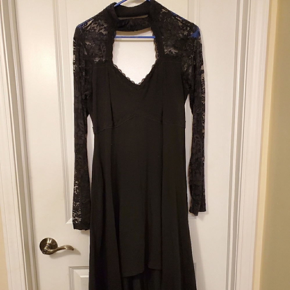 Black "vampire " goth dress